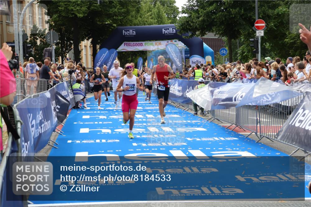 29.06.2025 - hella hamburg halbmarathon Zöllner http://msf.ph/oto/8184533 29.06.2025 10:42:04 Ziel 5690, 6593, 7363, 8694, 11417, 12292, 13196, 15846, 16507, 17864, 17926, 18920, 19046 meine-sportfotos.de