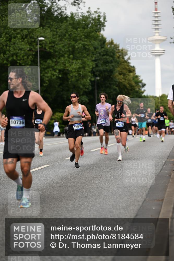 29.06.2025 - hella hamburg halbmarathon Dr. Thomas Lammeyer http://msf.ph/oto/8184584 29.06.2025 10:10:47 Kennedybrücke 1245, 1766, 1936, 1981, 4550, 4666, 5951, 6314, 6572, 6664, 8051, 8960, 9560, 10297, 10736, 10886 meine-sportfotos.de