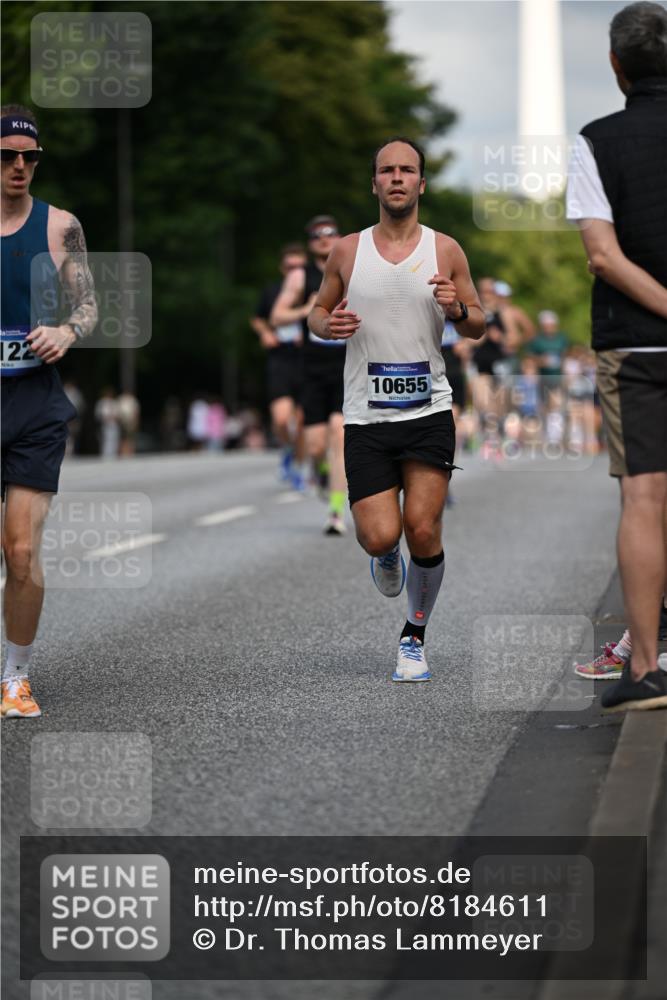 29.06.2025 - hella hamburg halbmarathon Dr. Thomas Lammeyer http://msf.ph/oto/8184611 29.06.2025 09:47:23 Kennedybrücke 1122, 1953, 3189, 3379, 5308, 5344, 7231, 7793, 8975, 9047, 9079, 10106, 10173, 11150 meine-sportfotos.de