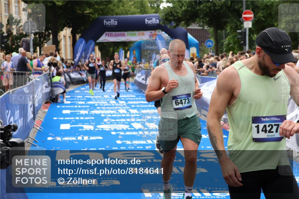 29.06.2025 - hella hamburg halbmarathon Zöllner http://msf.ph/oto/8184641 29.06.2025 10:33:16 Ziel 1910, 6473, 7723, 9047, 14167, 17175, 18455 meine-sportfotos.de