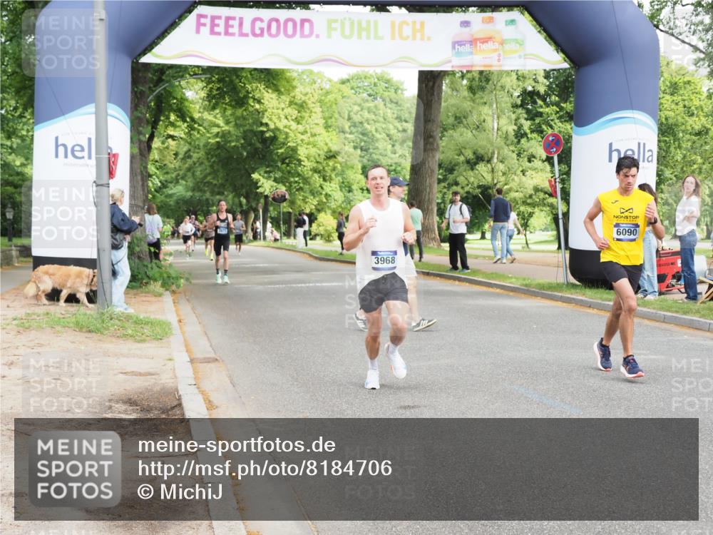 29.06.2025 - hella hamburg halbmarathon MichiJ http://msf.ph/oto/8184706 29.06.2025 10:18:24 Zwischen KM18-KM19 3968, 6090, 10222, 10351, 15655, 18763 meine-sportfotos.de