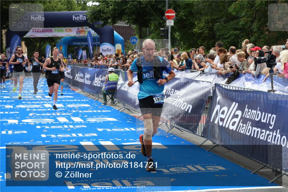 29.06.2025 - hella hamburg halbmarathon Zöllner http://msf.ph/oto/8184721 29.06.2025 10:33:18 Ziel 1910, 1959, 4679, 7723, 9047, 14167, 16881, 17175, 18455 meine-sportfotos.de