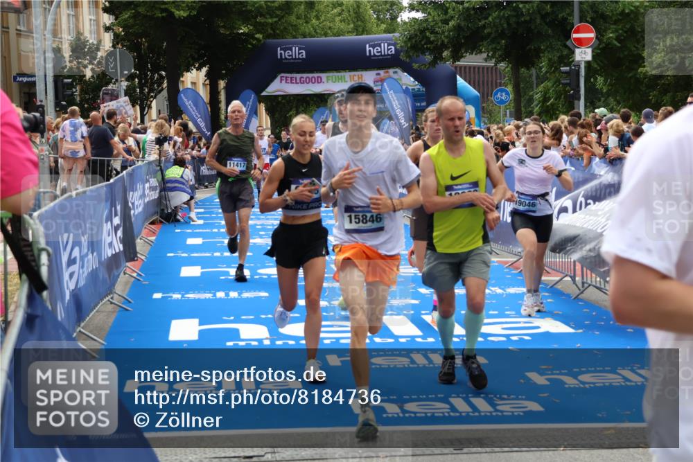 29.06.2025 - hella hamburg halbmarathon Zöllner http://msf.ph/oto/8184736 29.06.2025 10:42:09 Ziel 1441, 5682, 6593, 10216, 11417, 12098, 12292, 13196, 15846, 16677, 17864, 18920, 19046 meine-sportfotos.de