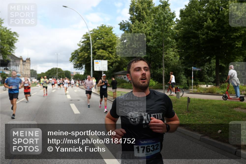 29.06.2025 - hella hamburg halbmarathon Yannick Fuchs http://msf.ph/oto/8184752 29.06.2025 10:43:30 20KM 1094, 1342, 1381, 1452, 1476, 2013, 2504, 2592, 2596, 2706, 2889, 2937, 3060, 4017, 4183, 4185, 4832, 5460, 5705, 6158, 7067, 7297, 7332, 8112, 8302, 8437, 8821, 9038, 9126, 9213, 9463, 9619, 9649, 9695, 9924, 10053, 10184, 10859, 10860, 11340, 11519, 11579, 11679, 11779, 11819, 11977, 12094, 12421, 12533, 12670, 13233, 13269, 13688, 14526, 15422, 15523, 15857, 15894, 16114, 16369, 16627, 16653, 16731, 16891, 17173, 17632, 17753, 18058, 18842, 18873, 19109 meine-sportfotos.de