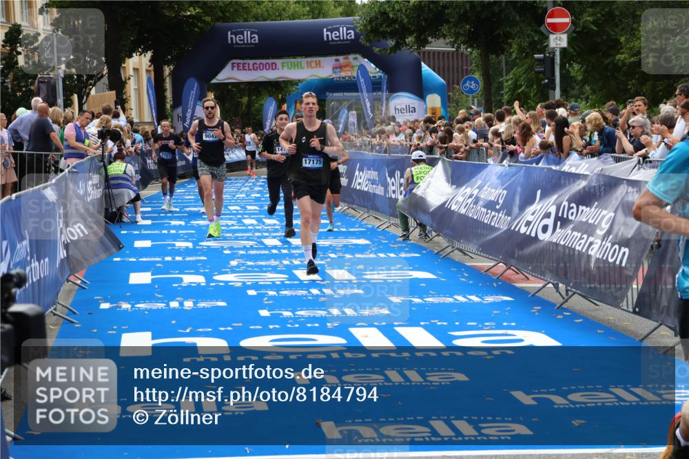 29.06.2025 - hella hamburg halbmarathon Zöllner http://msf.ph/oto/8184794 29.06.2025 10:33:19 Ziel 1959, 4679, 7723, 9047, 14167, 16881, 17175, 18455 meine-sportfotos.de