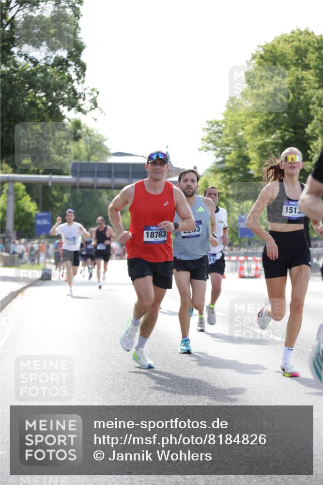 29.06.2025 - hella hamburg halbmarathon Jannik Wohlers http://msf.ph/oto/8184826 29.06.2025 09:43:15 Lombardsbrücke 2075, 2180, 2203, 7380, 8318, 9804, 10351, 13941, 15023, 15136, 17893, 18763 meine-sportfotos.de