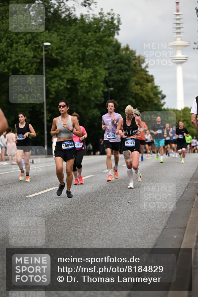 29.06.2025 - hella hamburg halbmarathon Dr. Thomas Lammeyer http://msf.ph/oto/8184829 29.06.2025 10:10:48 Kennedybrücke 1245, 1766, 1936, 1981, 4550, 4666, 5951, 6314, 6572, 6664, 8051, 8960, 9560, 10212, 10297, 10736, 10886 meine-sportfotos.de