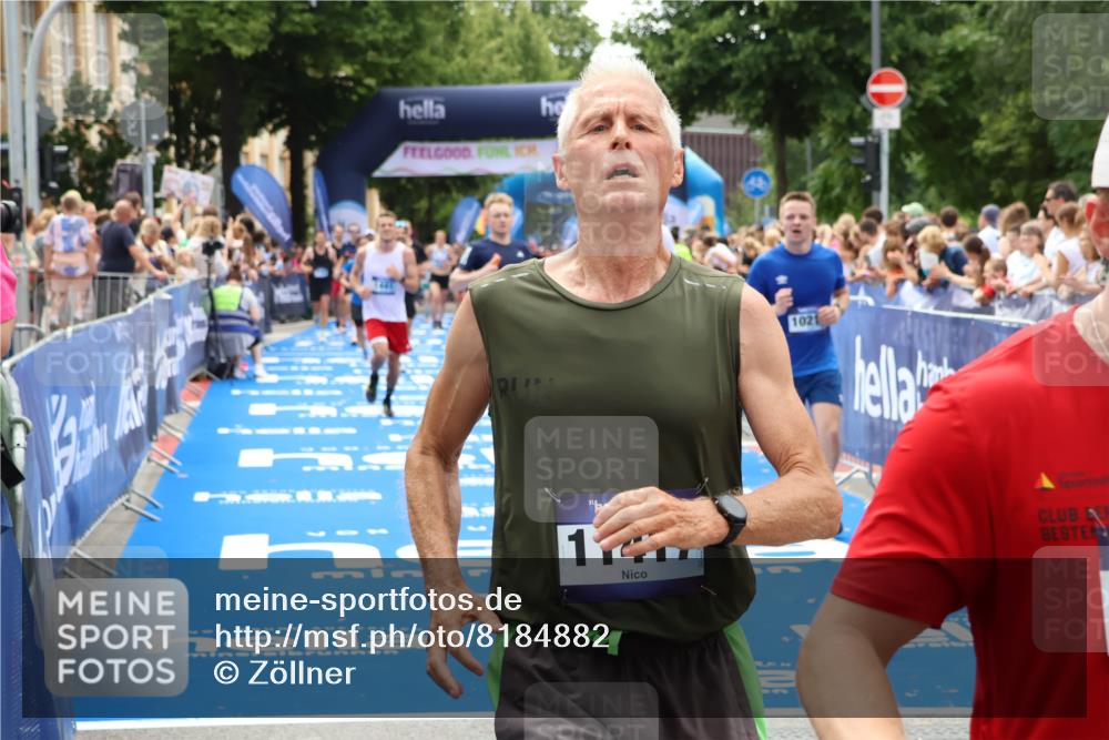 29.06.2025 - hella hamburg halbmarathon Zöllner http://msf.ph/oto/8184882 29.06.2025 10:42:12 Ziel 1441, 5682, 7765, 10216, 12098, 16626, 16677, 17363, 18772, 18802 meine-sportfotos.de