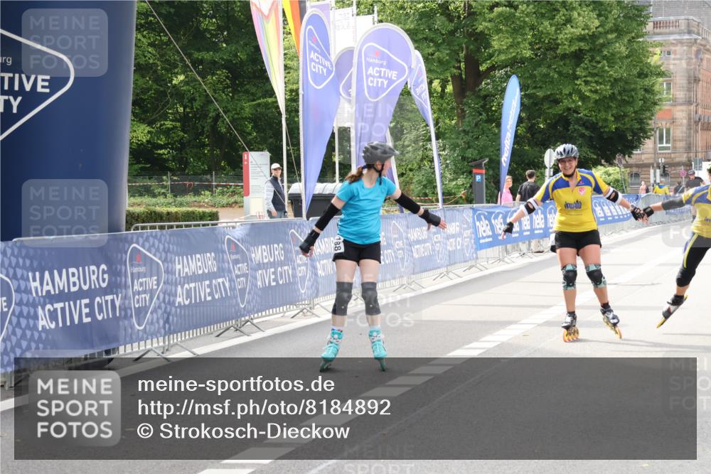 29.06.2025 - hella hamburg halbmarathon Strokosch-Dieckow http://msf.ph/oto/8184892 29.06.2025 09:25:05 Ziel 20176, 20180, 20188 meine-sportfotos.de
