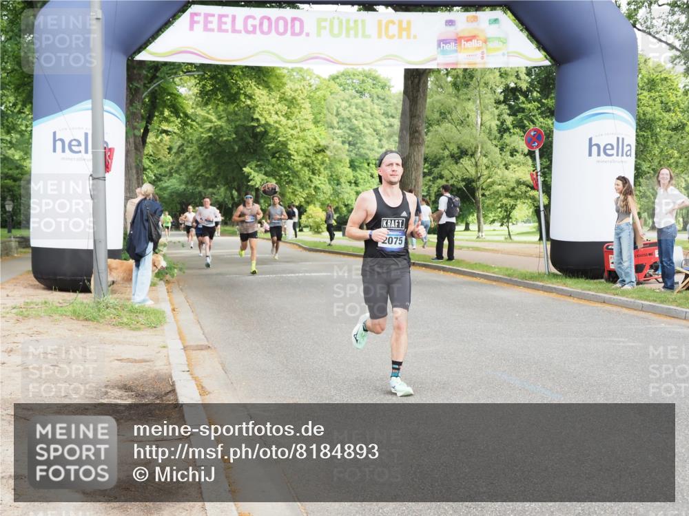 29.06.2025 - hella hamburg halbmarathon MichiJ http://msf.ph/oto/8184893 29.06.2025 10:18:28 Zwischen KM18-KM19 2075, 3968, 6090, 15655, 18763 meine-sportfotos.de
