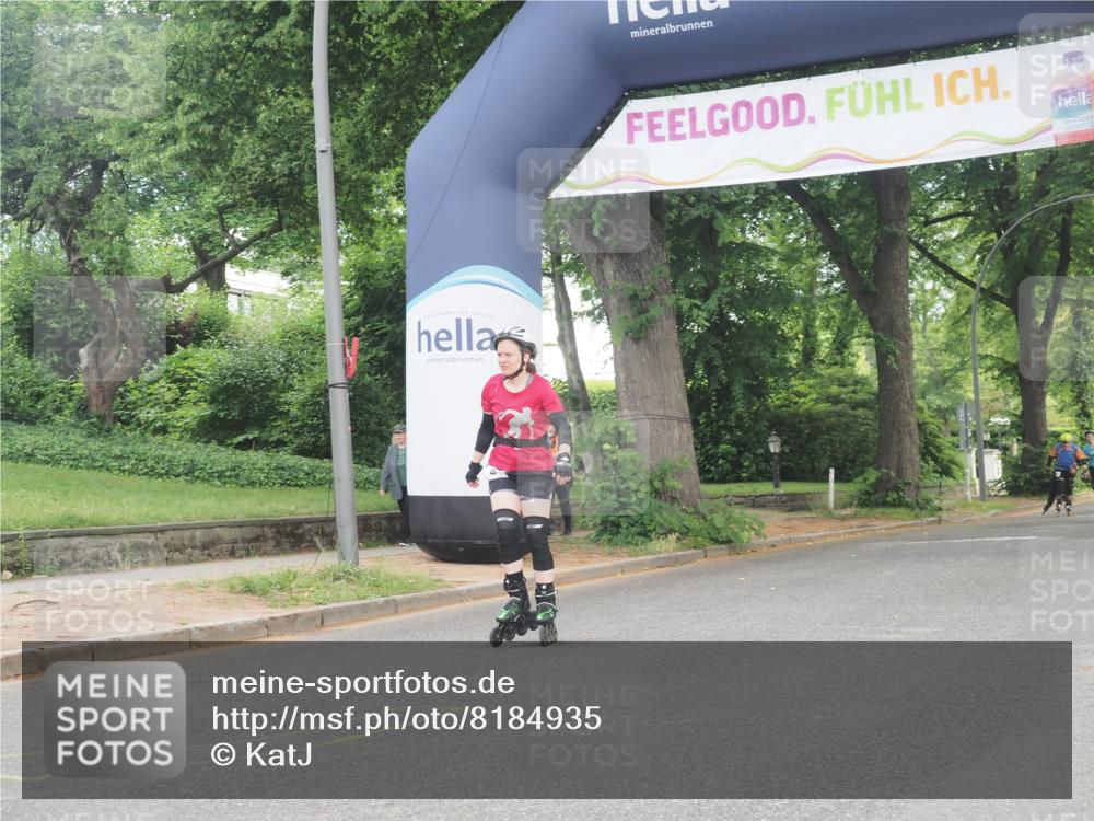 29.06.2025 - hella hamburg halbmarathon KatJ http://msf.ph/oto/8184935 29.06.2025 09:24:34 Zwischen KM18-KM19  meine-sportfotos.de