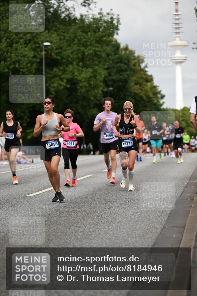 29.06.2025 - hella hamburg halbmarathon Dr. Thomas Lammeyer http://msf.ph/oto/8184946 29.06.2025 10:10:48 Kennedybrücke 1245, 1766, 1936, 1981, 4550, 4666, 5951, 6314, 6572, 6664, 8051, 8960, 9560, 10212, 10297, 10736, 10886 meine-sportfotos.de