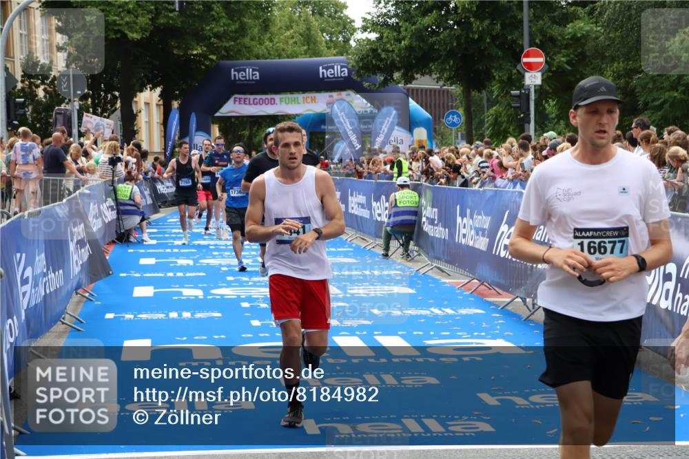 29.06.2025 - hella hamburg halbmarathon Zöllner http://msf.ph/oto/8184982 29.06.2025 10:42:15 Ziel 1441, 1903, 5682, 7765, 7865, 9365, 12098, 13709, 14899, 16626, 16660, 16677, 17182, 17363, 18772, 18802 meine-sportfotos.de