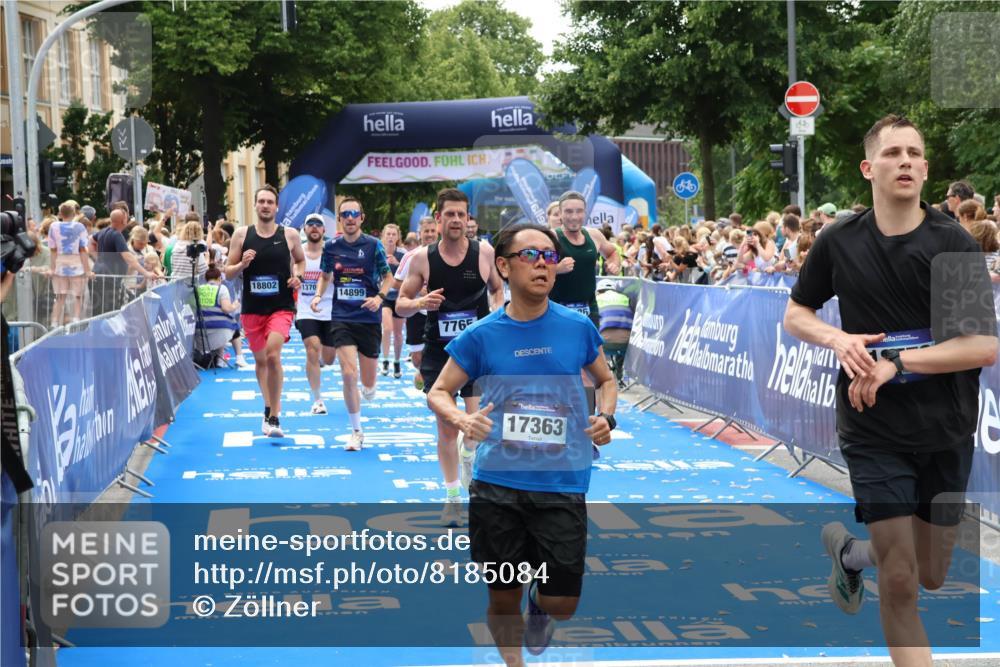 29.06.2025 - hella hamburg halbmarathon Zöllner http://msf.ph/oto/8185084 29.06.2025 10:42:19 Ziel 1312, 1903, 2675, 7765, 7865, 9365, 13709, 13746, 14811, 14899, 15270, 16626, 16660, 17182, 17363, 18772, 18802 meine-sportfotos.de