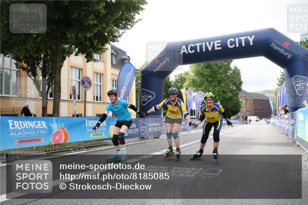 29.06.2025 - hella hamburg halbmarathon Strokosch-Dieckow http://msf.ph/oto/8185085 29.06.2025 09:25:07 Ziel 20176, 20180, 20188 meine-sportfotos.de