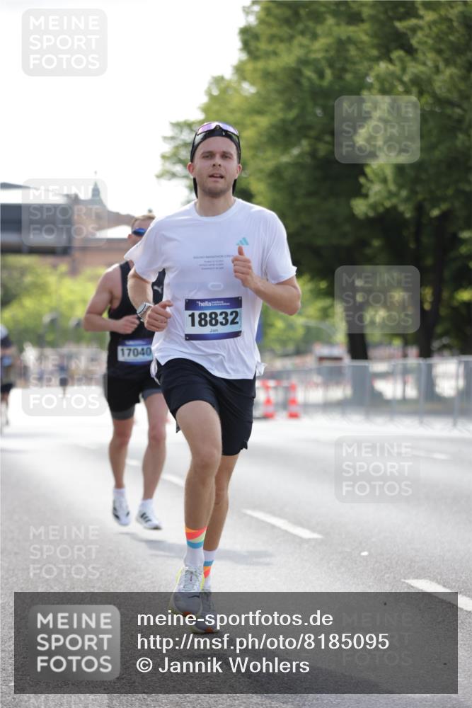 29.06.2025 - hella hamburg halbmarathon Jannik Wohlers http://msf.ph/oto/8185095 29.06.2025 09:43:20 Lombardsbrücke 2075, 2180, 2203, 8318, 9804, 10351, 13941, 15023, 15136, 17040, 17893, 18763, 18832 meine-sportfotos.de
