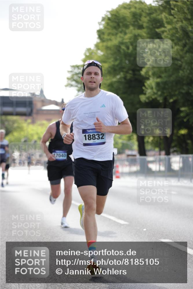 29.06.2025 - hella hamburg halbmarathon Jannik Wohlers http://msf.ph/oto/8185105 29.06.2025 09:43:20 Lombardsbrücke 2075, 2180, 2203, 8318, 9804, 10351, 13941, 15023, 15136, 17040, 17893, 18763, 18832 meine-sportfotos.de