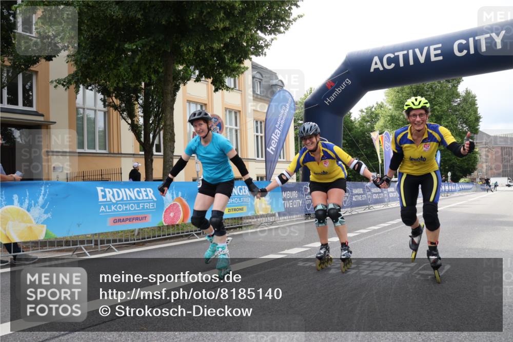 29.06.2025 - hella hamburg halbmarathon Strokosch-Dieckow http://msf.ph/oto/8185140 29.06.2025 09:25:07 Ziel 20176, 20180, 20188 meine-sportfotos.de