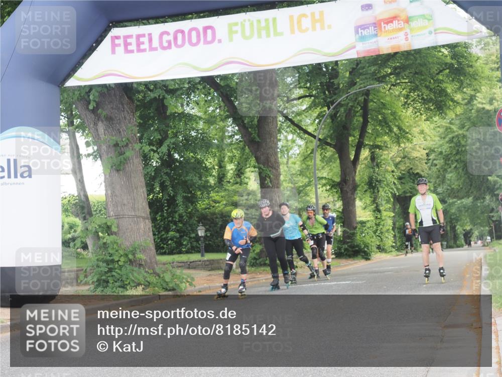 29.06.2025 - hella hamburg halbmarathon KatJ http://msf.ph/oto/8185142 29.06.2025 09:24:37 Zwischen KM18-KM19  meine-sportfotos.de