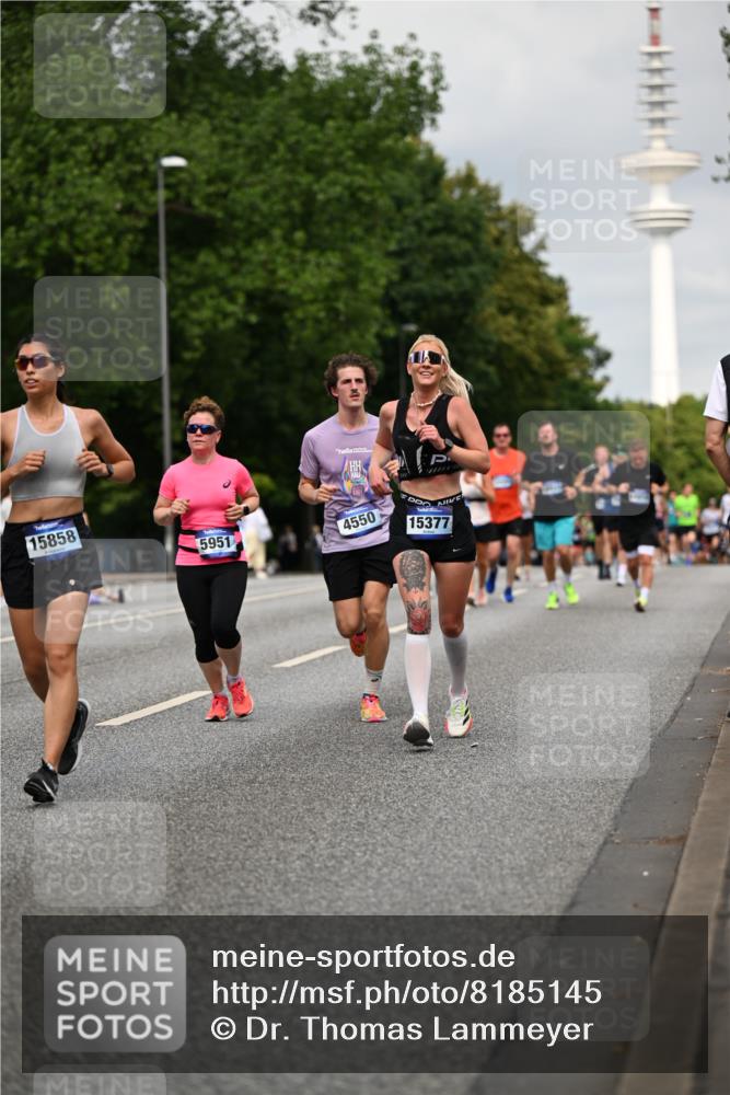 29.06.2025 - hella hamburg halbmarathon Dr. Thomas Lammeyer http://msf.ph/oto/8185145 29.06.2025 10:10:49 Kennedybrücke 1245, 1766, 1936, 1981, 4550, 4666, 5951, 6314, 6572, 6664, 8051, 8960, 9560, 10212, 10297, 10736, 10886 meine-sportfotos.de