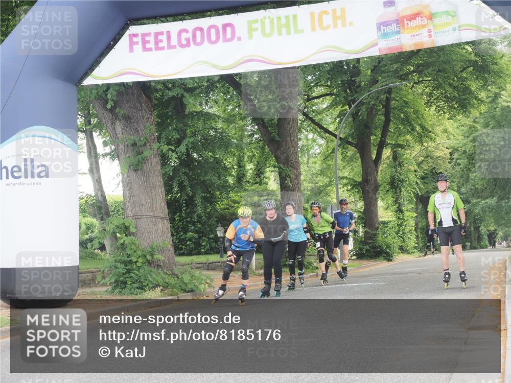 29.06.2025 - hella hamburg halbmarathon KatJ http://msf.ph/oto/8185176 29.06.2025 09:24:37 Zwischen KM18-KM19  meine-sportfotos.de