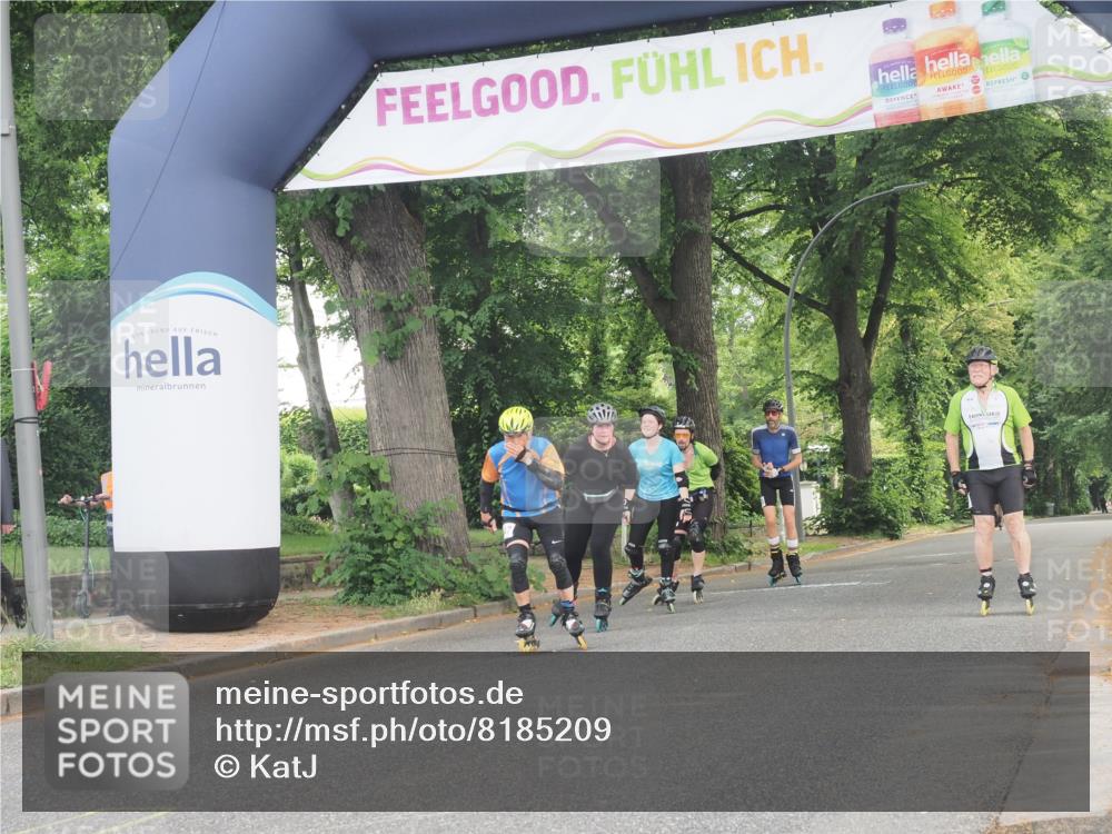 29.06.2025 - hella hamburg halbmarathon KatJ http://msf.ph/oto/8185209 29.06.2025 09:24:37 Zwischen KM18-KM19  meine-sportfotos.de