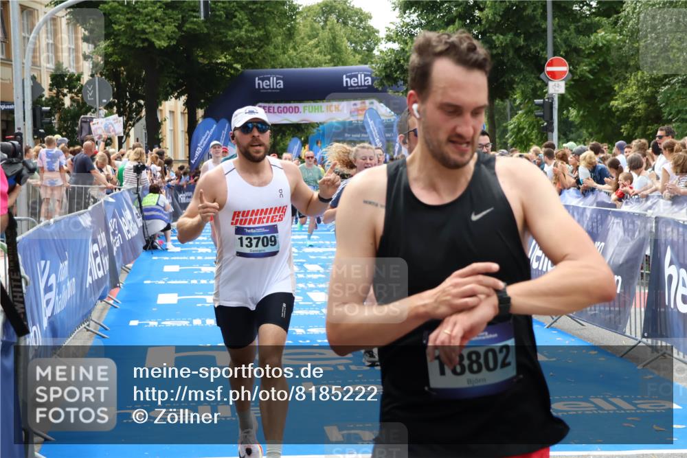 29.06.2025 - hella hamburg halbmarathon Zöllner http://msf.ph/oto/8185222 29.06.2025 10:42:22 Ziel 1312, 1903, 2675, 6639, 6770, 7865, 9365, 13709, 13746, 13807, 14226, 14811, 14899, 15270, 15654, 16281, 16660, 17182 meine-sportfotos.de