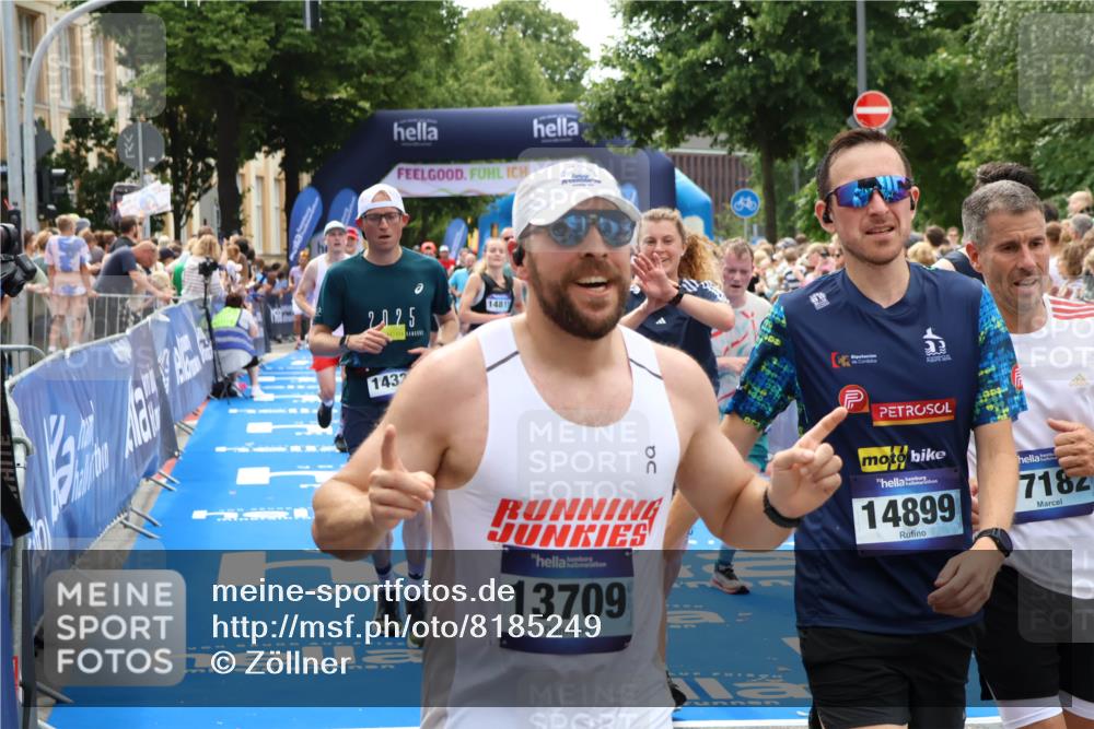 29.06.2025 - hella hamburg halbmarathon Zöllner http://msf.ph/oto/8185249 29.06.2025 10:42:23 Ziel 1312, 1903, 2675, 6639, 6770, 7865, 11907, 13746, 13807, 14226, 14811, 15175, 15270, 15654, 16281, 16660, 17182, 18330 meine-sportfotos.de