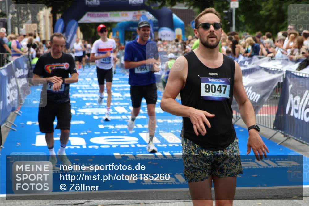 29.06.2025 - hella hamburg halbmarathon Zöllner http://msf.ph/oto/8185260 29.06.2025 10:33:24 Ziel 1959, 4679, 7723, 9047, 16881, 17056, 17489, 18455 meine-sportfotos.de