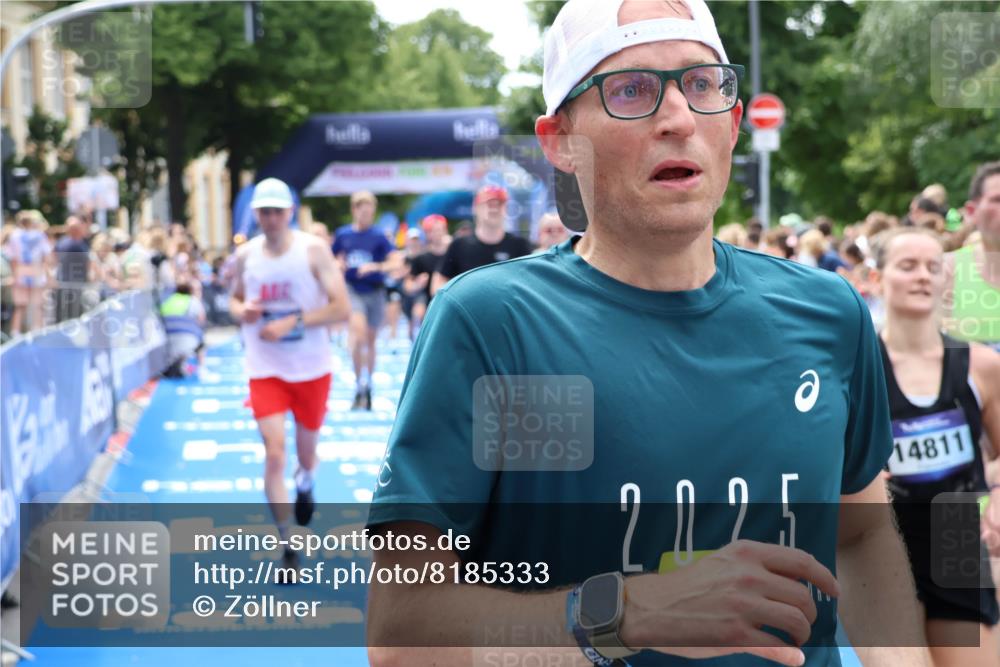 29.06.2025 - hella hamburg halbmarathon Zöllner http://msf.ph/oto/8185333 29.06.2025 10:42:25 Ziel 1256, 1312, 2233, 2675, 3523, 6639, 6770, 7693, 11907, 13746, 13807, 14226, 14811, 15095, 15175, 15270, 15623, 15654, 16281, 18330 meine-sportfotos.de