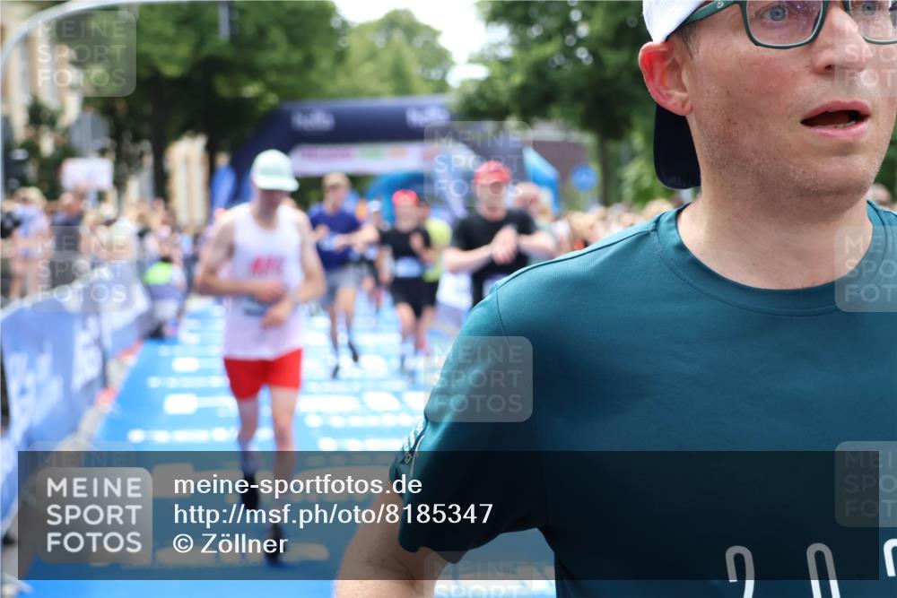 29.06.2025 - hella hamburg halbmarathon Zöllner http://msf.ph/oto/8185347 29.06.2025 10:42:26 Ziel 1256, 1312, 1800, 2233, 2675, 3523, 6639, 6770, 7693, 11907, 13746, 13807, 14226, 15095, 15175, 15270, 15623, 15654, 16281, 17637, 17911, 18330 meine-sportfotos.de