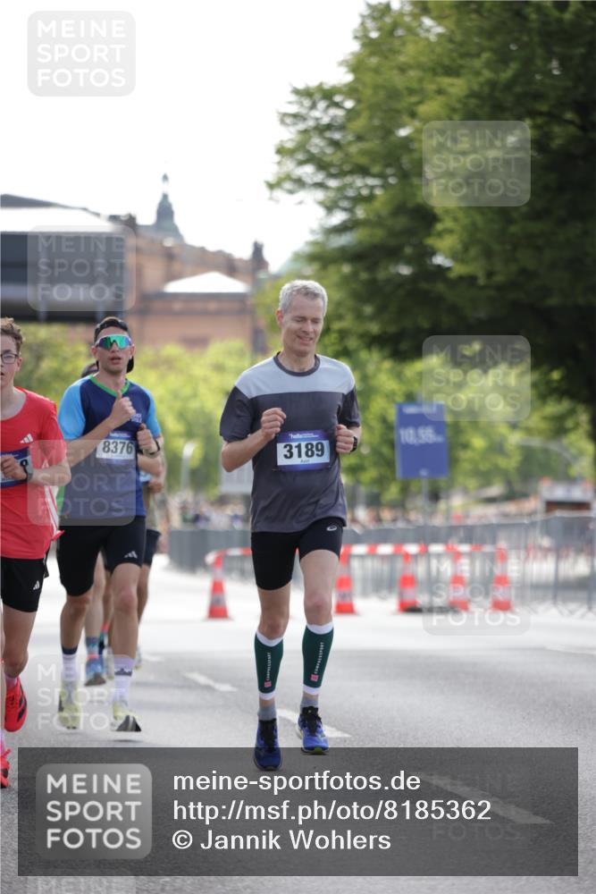 29.06.2025 - hella hamburg halbmarathon Jannik Wohlers http://msf.ph/oto/8185362 29.06.2025 09:43:24 Lombardsbrücke 2075, 2203, 3189, 3379, 8318, 8376, 9804, 10351, 11150, 13941, 15023, 15136, 17040, 17893, 18763, 18832 meine-sportfotos.de