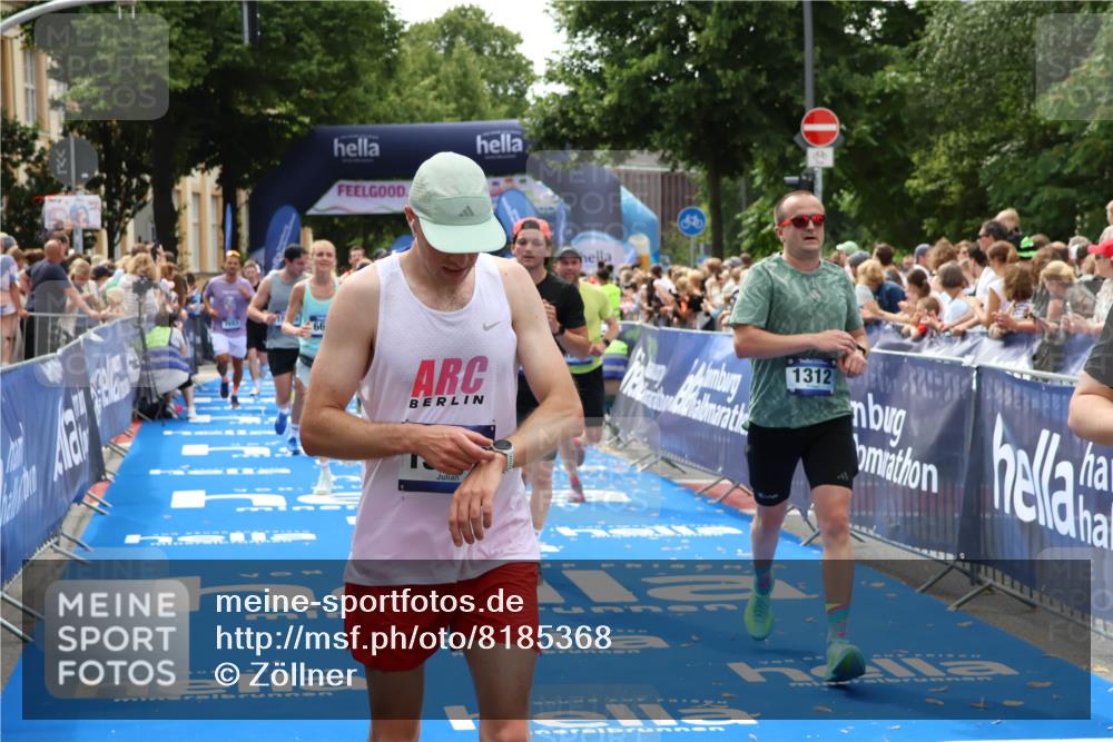29.06.2025 - hella hamburg halbmarathon Zöllner http://msf.ph/oto/8185368 29.06.2025 10:42:27 Ziel 1256, 1312, 1353, 1800, 2233, 3523, 6639, 6770, 7116, 7448, 7693, 7734, 11907, 13746, 13807, 14226, 15095, 15175, 15270, 15623, 15654, 16281, 17637, 17911, 18330 meine-sportfotos.de