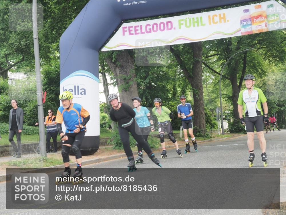 29.06.2025 - hella hamburg halbmarathon KatJ http://msf.ph/oto/8185436 29.06.2025 09:24:38 Zwischen KM18-KM19  meine-sportfotos.de