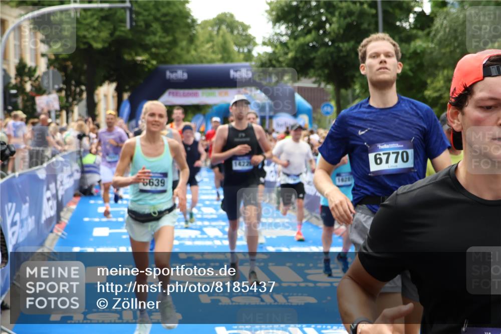 29.06.2025 - hella hamburg halbmarathon Zöllner http://msf.ph/oto/8185437 29.06.2025 10:42:29 Ziel 1209, 1256, 1353, 1800, 1962, 2233, 3523, 6639, 6770, 7116, 7448, 7693, 7734, 11907, 13446, 13807, 14226, 15095, 15175, 15623, 15654, 16281, 16333, 17637, 17733, 17911, 18330 meine-sportfotos.de