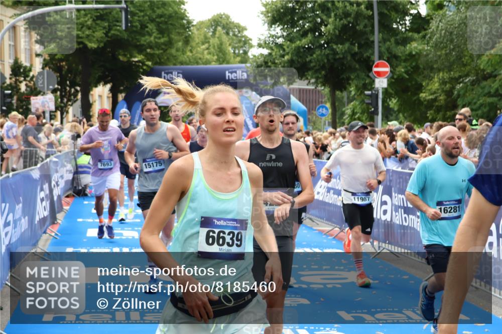 29.06.2025 - hella hamburg halbmarathon Zöllner http://msf.ph/oto/8185460 29.06.2025 10:42:30 Ziel 1209, 1256, 1353, 1800, 1962, 2233, 3523, 6639, 7116, 7448, 7693, 7734, 11907, 13446, 14226, 15095, 15175, 15623, 15654, 16281, 16295, 16333, 17637, 17733, 17911, 18330, 18680 meine-sportfotos.de