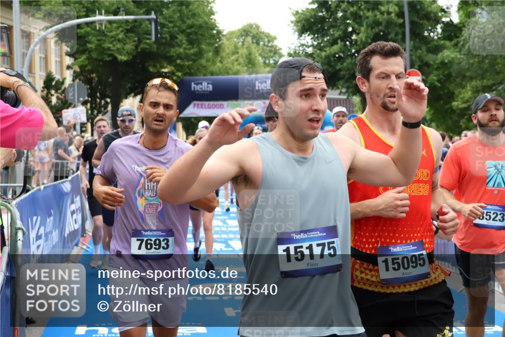 29.06.2025 - hella hamburg halbmarathon Zöllner http://msf.ph/oto/8185540 29.06.2025 10:42:33 Ziel 1209, 1256, 1353, 1735, 1800, 1962, 2233, 3523, 7116, 7448, 7508, 7693, 7734, 13446, 15095, 15623, 16295, 16333, 17016, 17637, 17733, 17911, 18680 meine-sportfotos.de