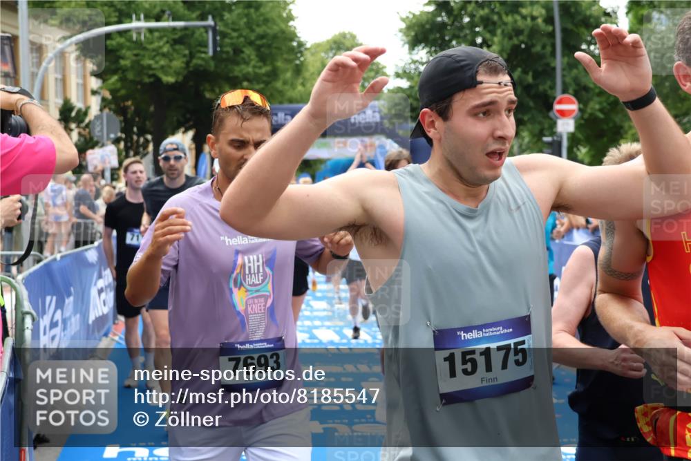 29.06.2025 - hella hamburg halbmarathon Zöllner http://msf.ph/oto/8185547 29.06.2025 10:42:33 Ziel 1209, 1256, 1353, 1735, 1800, 1962, 2233, 3523, 7116, 7448, 7508, 7693, 7734, 13446, 15095, 15623, 16295, 16333, 17016, 17637, 17733, 17911, 18680 meine-sportfotos.de