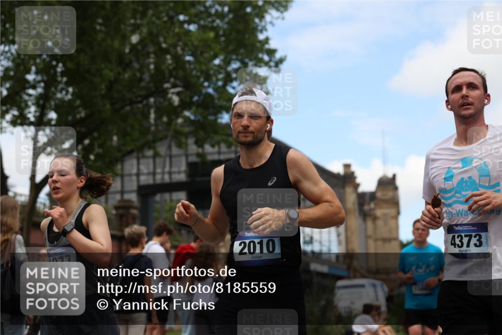 29.06.2025 - hella hamburg halbmarathon Yannick Fuchs http://msf.ph/oto/8185559 29.06.2025 11:21:14 20KM 2010, 2699, 3842, 3910, 4161, 4349, 4373, 4877, 5494, 5584, 5629, 5838, 6285, 6640, 6951, 7604, 7772, 7836, 7917, 8050, 8962, 9913, 10077, 10374, 10594, 11046, 11092, 11668, 11981, 12395, 12958, 13090, 13382, 13477, 13934, 13984, 14105, 14810, 14986, 15481, 15725, 15752, 15869, 16457, 17034, 17207, 17249, 18077, 18610, 19012, 19081, 19193 meine-sportfotos.de