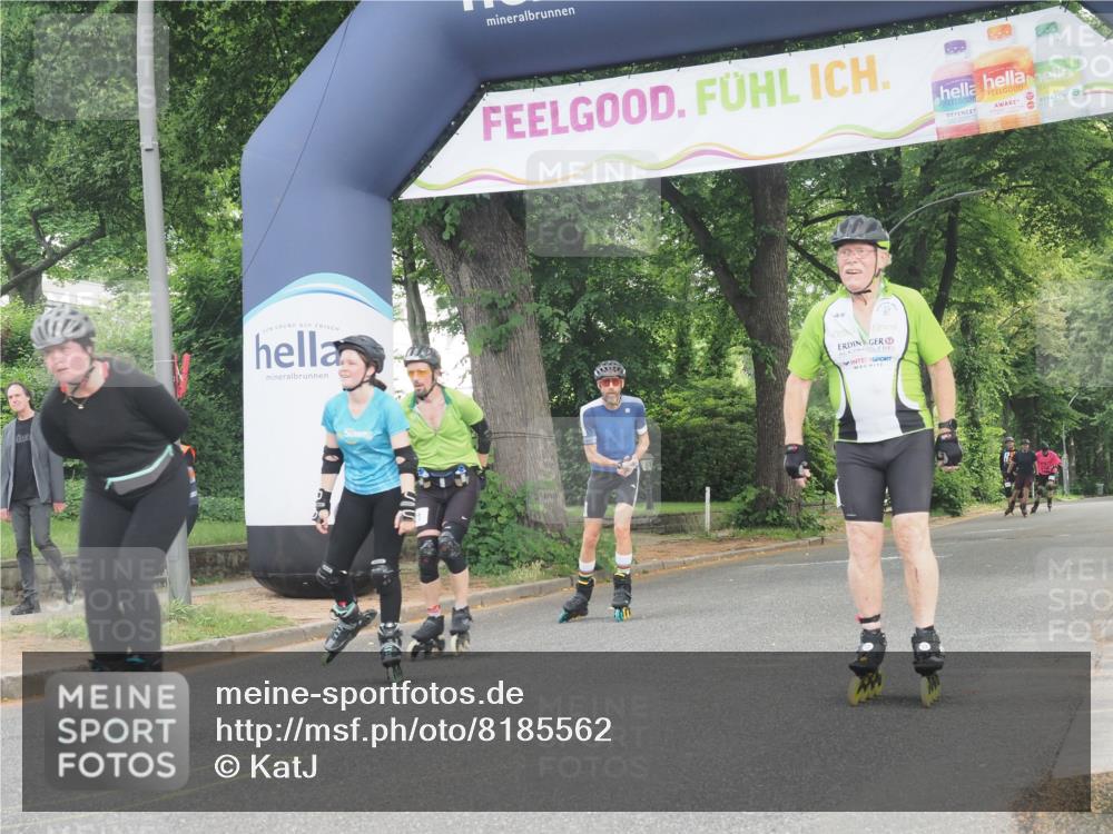 29.06.2025 - hella hamburg halbmarathon KatJ http://msf.ph/oto/8185562 29.06.2025 09:24:39 Zwischen KM18-KM19  meine-sportfotos.de