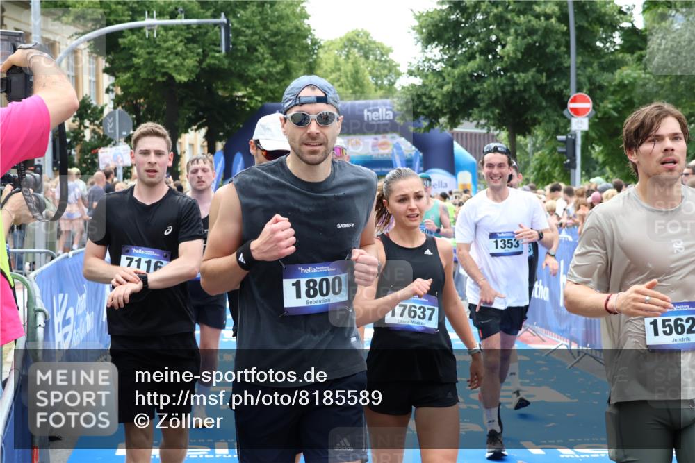 29.06.2025 - hella hamburg halbmarathon Zöllner http://msf.ph/oto/8185589 29.06.2025 10:42:35 Ziel 1209, 1353, 1735, 1800, 1962, 4235, 7116, 7448, 7508, 7734, 13446, 16295, 16333, 17016, 17637, 17733, 17911, 18680 meine-sportfotos.de