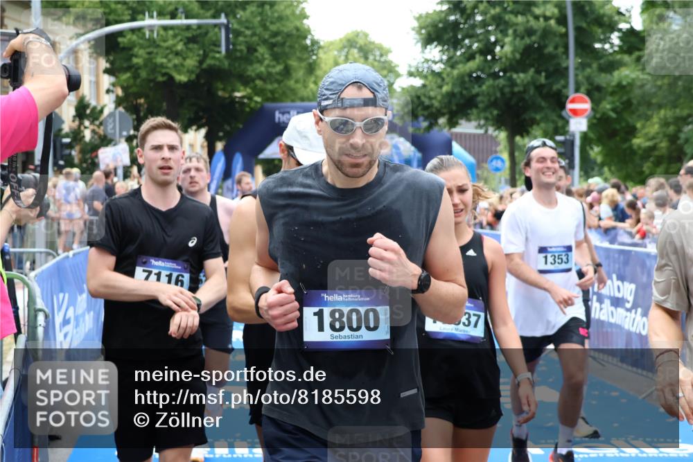 29.06.2025 - hella hamburg halbmarathon Zöllner http://msf.ph/oto/8185598 29.06.2025 10:42:36 Ziel 1209, 1353, 1735, 1962, 4235, 7116, 7448, 7508, 7734, 13446, 13483, 16295, 16333, 17016, 17733, 18632, 18680 meine-sportfotos.de