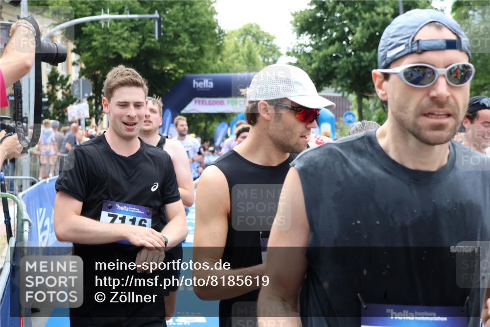 29.06.2025 - hella hamburg halbmarathon Zöllner http://msf.ph/oto/8185619 29.06.2025 10:42:36 Ziel 1209, 1353, 1735, 1962, 4235, 7116, 7448, 7508, 7734, 13446, 13483, 16295, 16333, 17016, 17733, 18632, 18680 meine-sportfotos.de