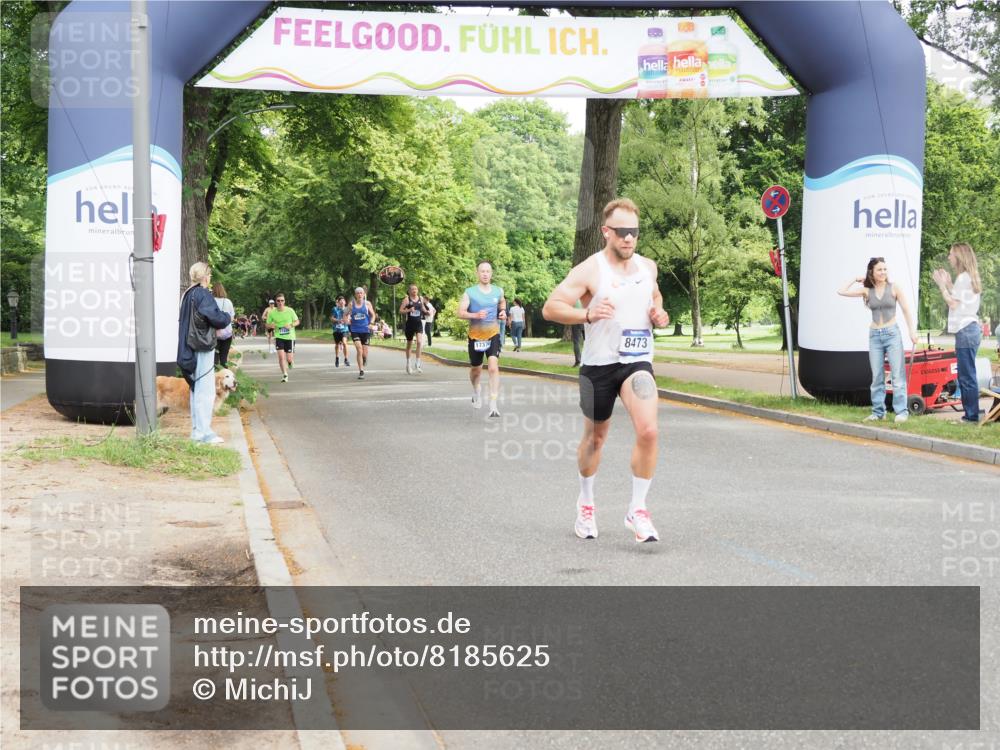 29.06.2025 - hella hamburg halbmarathon MichiJ http://msf.ph/oto/8185625 29.06.2025 10:18:37 Zwischen KM18-KM19 8473, 12189, 14140, 15883 meine-sportfotos.de