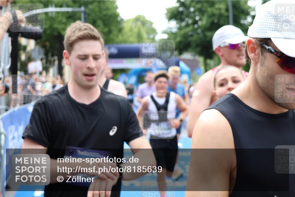 29.06.2025 - hella hamburg halbmarathon Zöllner http://msf.ph/oto/8185639 29.06.2025 10:42:37 Ziel 1209, 1735, 1962, 4235, 7508, 13446, 13483, 16295, 16333, 17016, 17733, 18275, 18632, 18680 meine-sportfotos.de