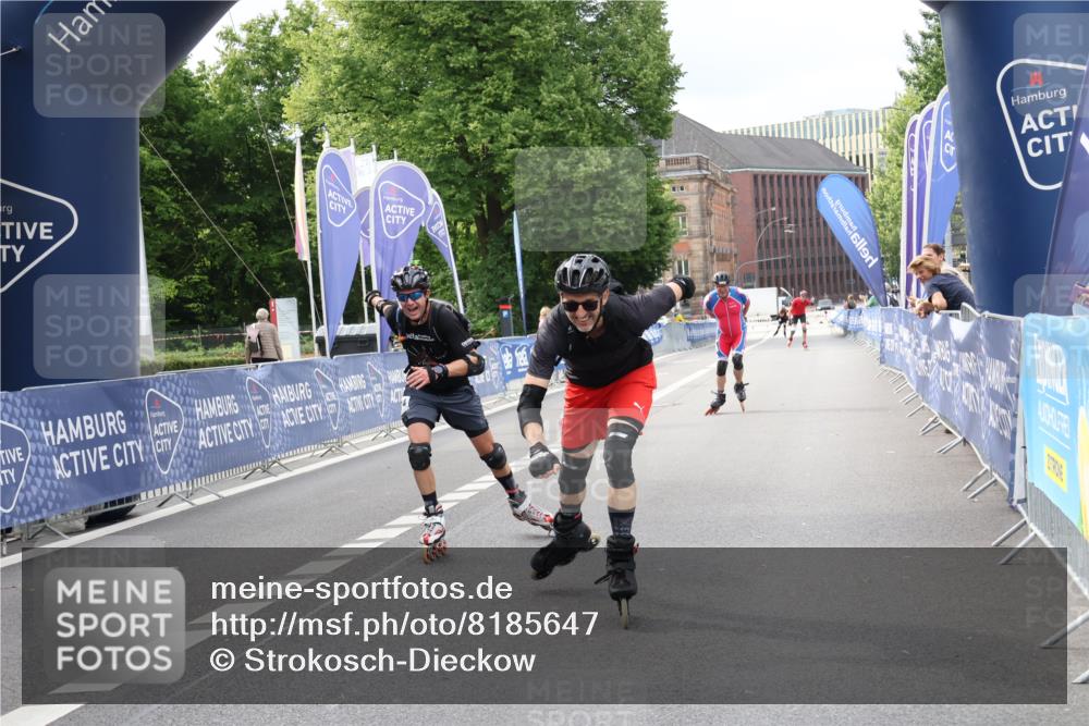 29.06.2025 - hella hamburg halbmarathon Strokosch-Dieckow http://msf.ph/oto/8185647 29.06.2025 09:25:46 Ziel 20100, 20172, 20174, 20423 meine-sportfotos.de
