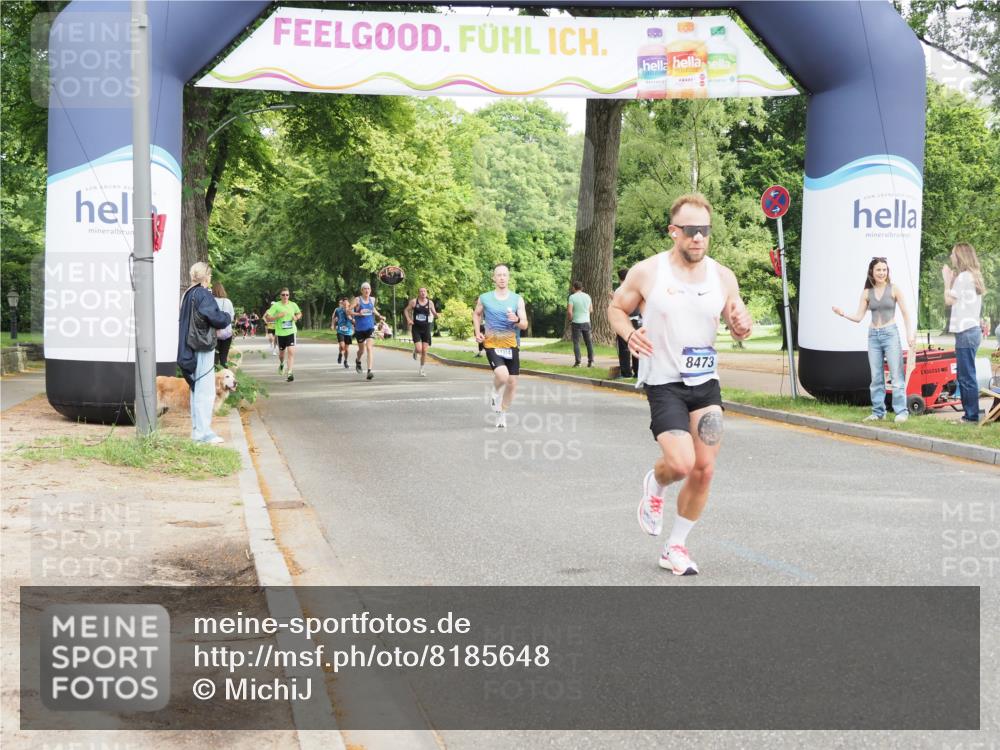 29.06.2025 - hella hamburg halbmarathon MichiJ http://msf.ph/oto/8185648 29.06.2025 10:18:37 Zwischen KM18-KM19 8473, 12189, 14140, 15883 meine-sportfotos.de