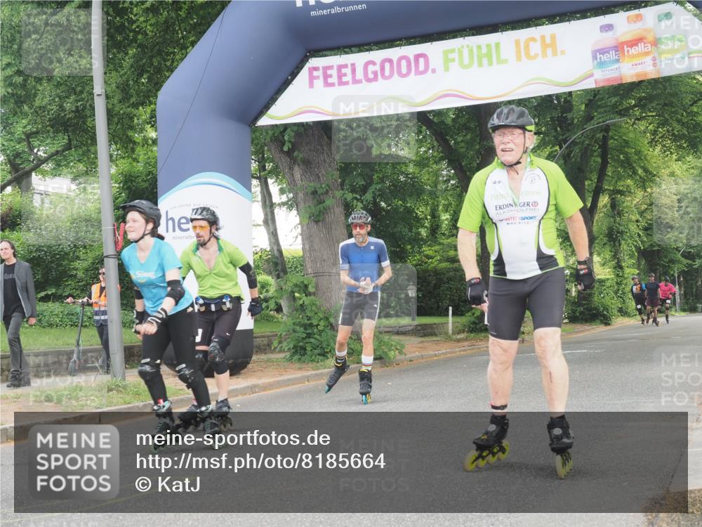 29.06.2025 - hella hamburg halbmarathon KatJ http://msf.ph/oto/8185664 29.06.2025 09:24:39 Zwischen KM18-KM19  meine-sportfotos.de