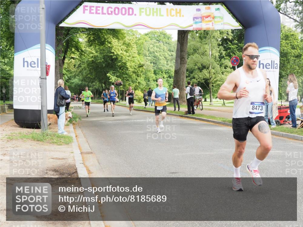 29.06.2025 - hella hamburg halbmarathon MichiJ http://msf.ph/oto/8185689 29.06.2025 10:18:38 Zwischen KM18-KM19 8473, 12189, 14140, 15883 meine-sportfotos.de
