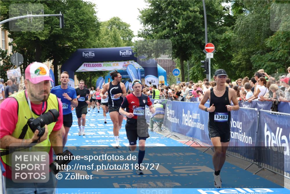 29.06.2025 - hella hamburg halbmarathon Zöllner http://msf.ph/oto/8185727 29.06.2025 10:42:44 Ziel 1700, 9371, 9534, 13483, 17000, 18275, 18632 meine-sportfotos.de